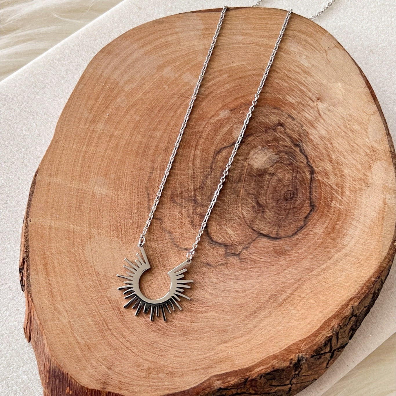 Ray Necklace - LAST CHANCE!