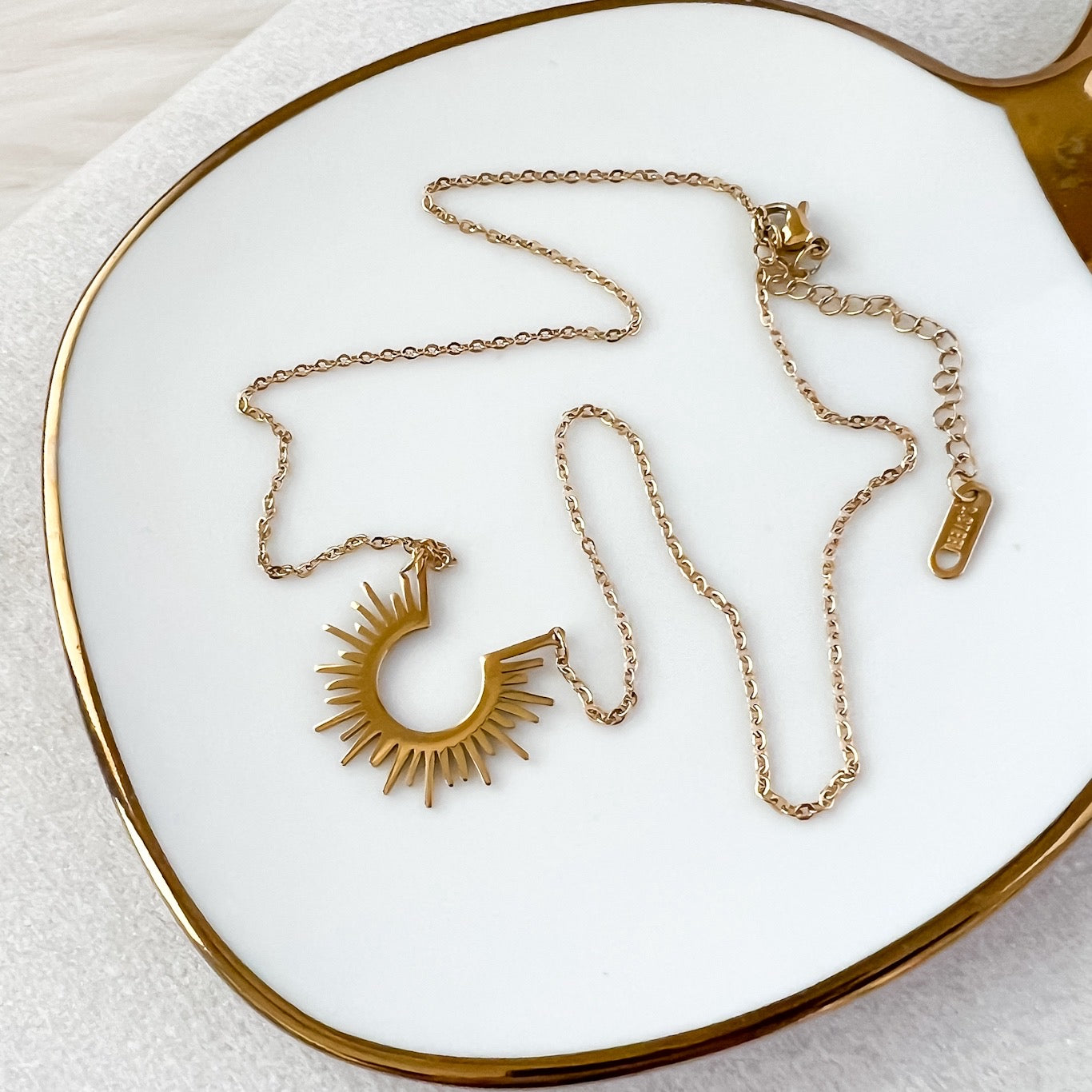 Ray Necklace - LAST CHANCE!