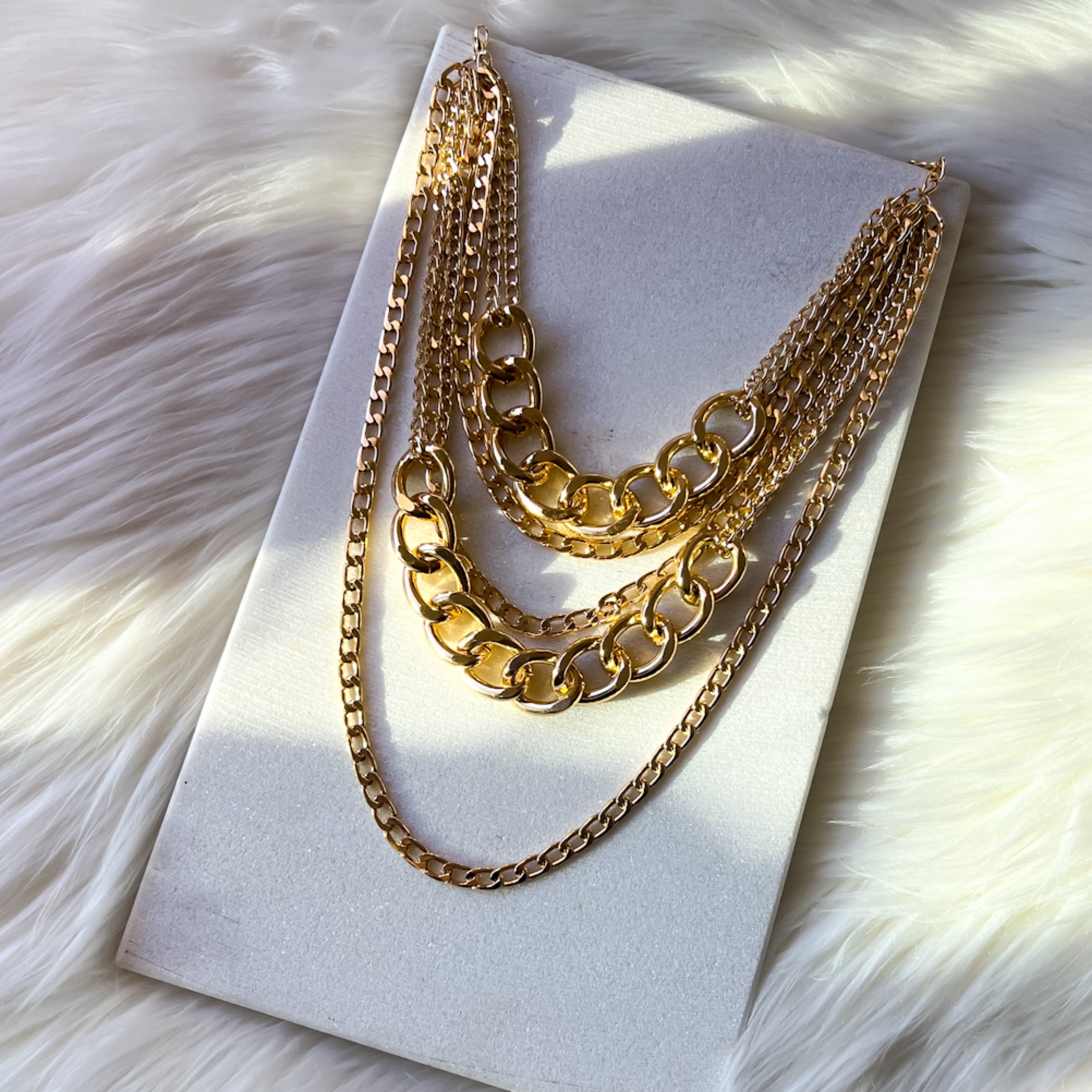 Chévere Layered Chain Necklace - LAST CHANCE!