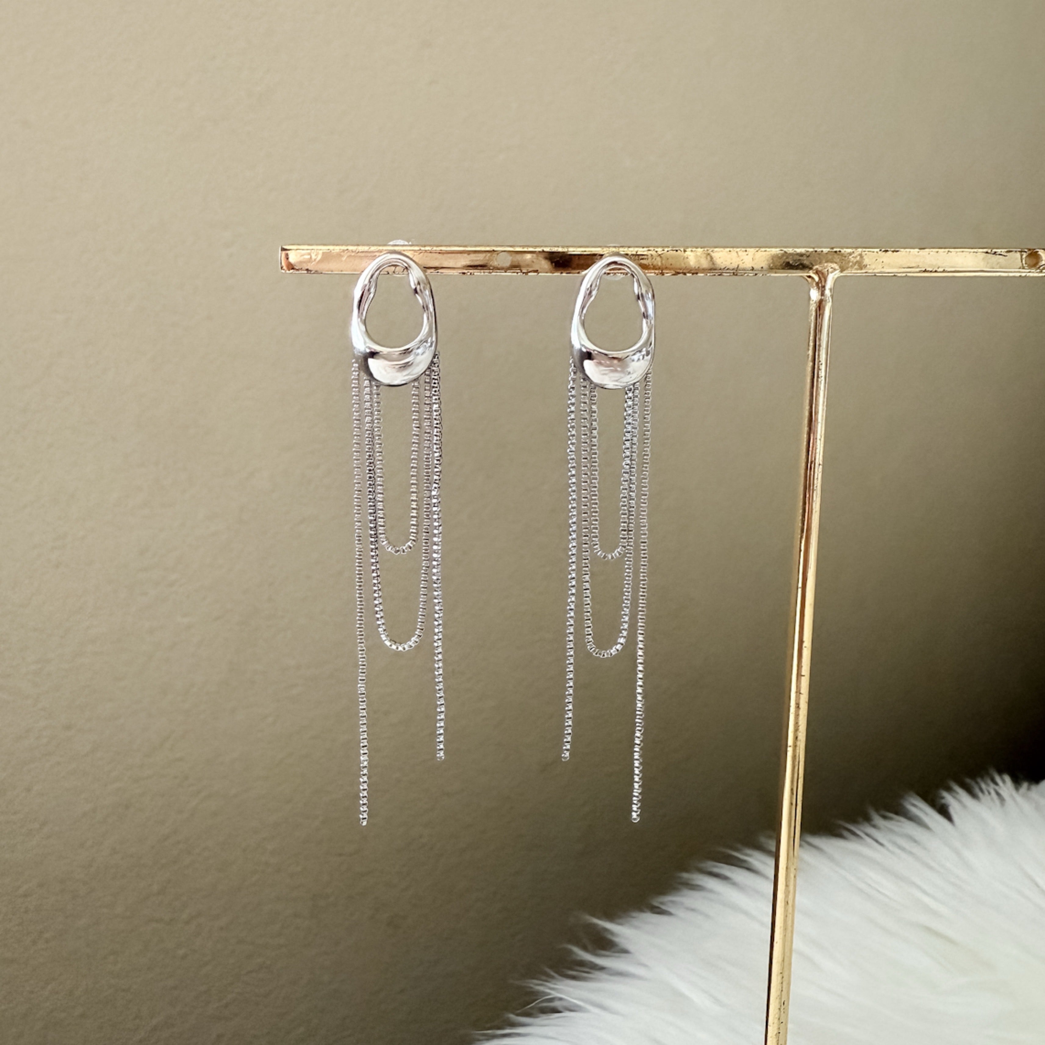 The Silhouette Draped Chain Earrings