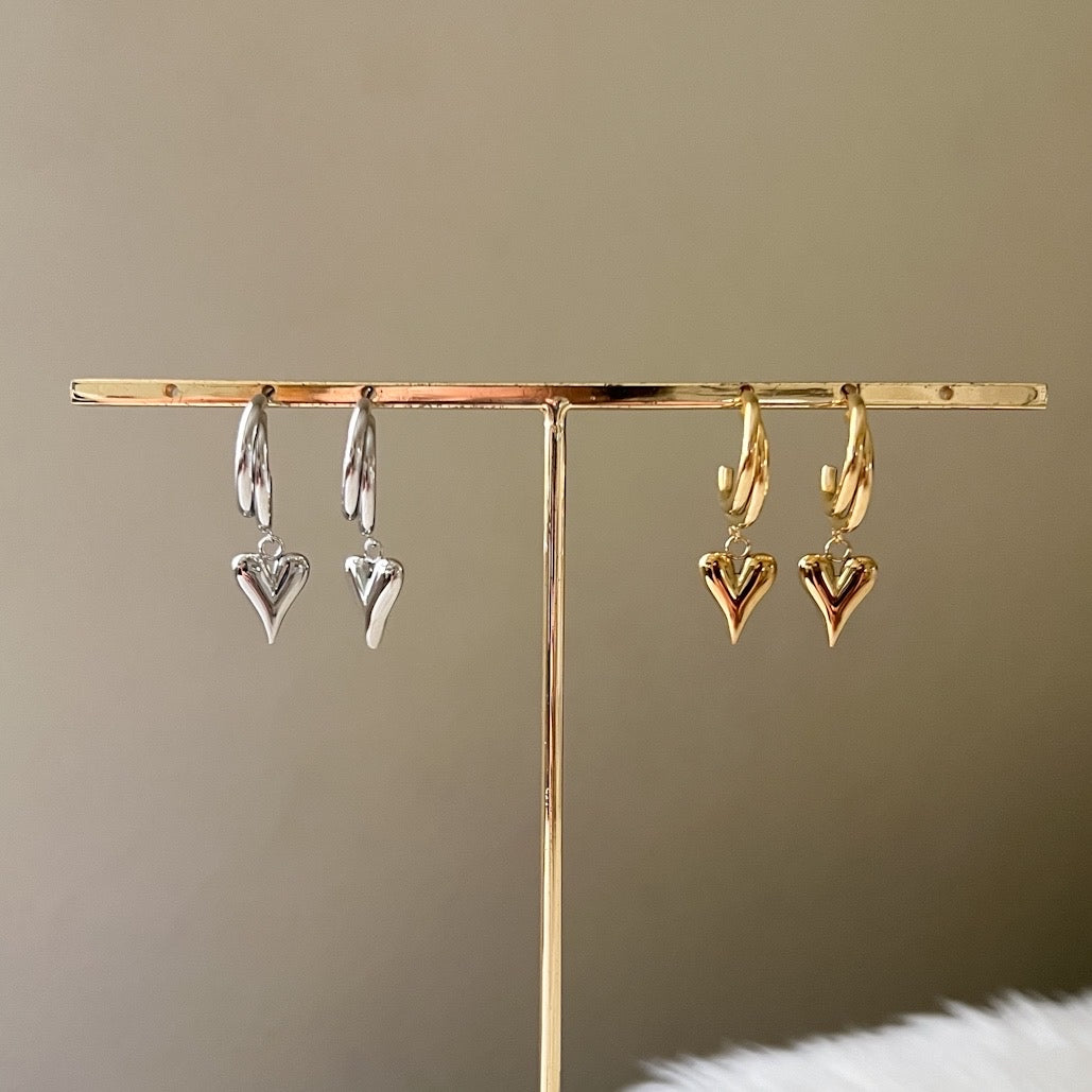 Lovely Heart Drop Earrings - LAST CHANCE!