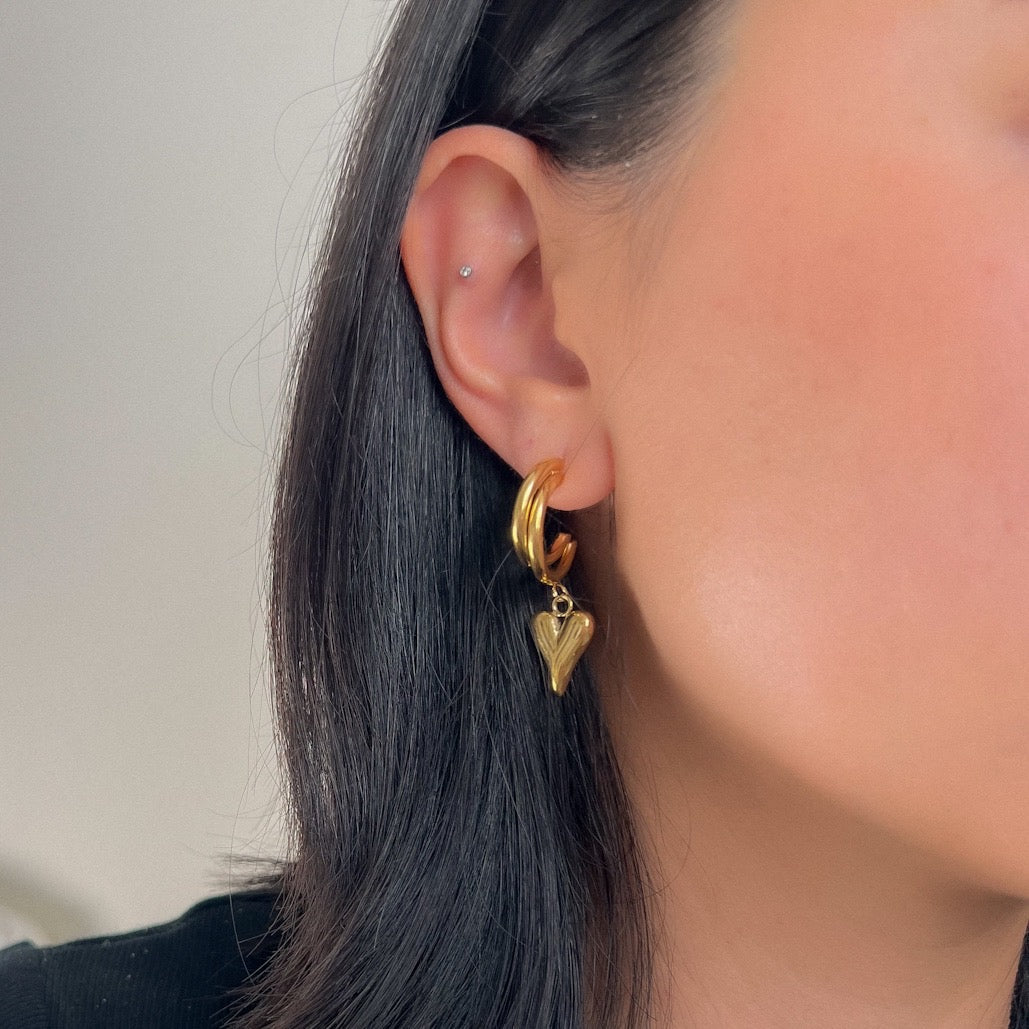 Lovely Heart Drop Earrings - LAST CHANCE!