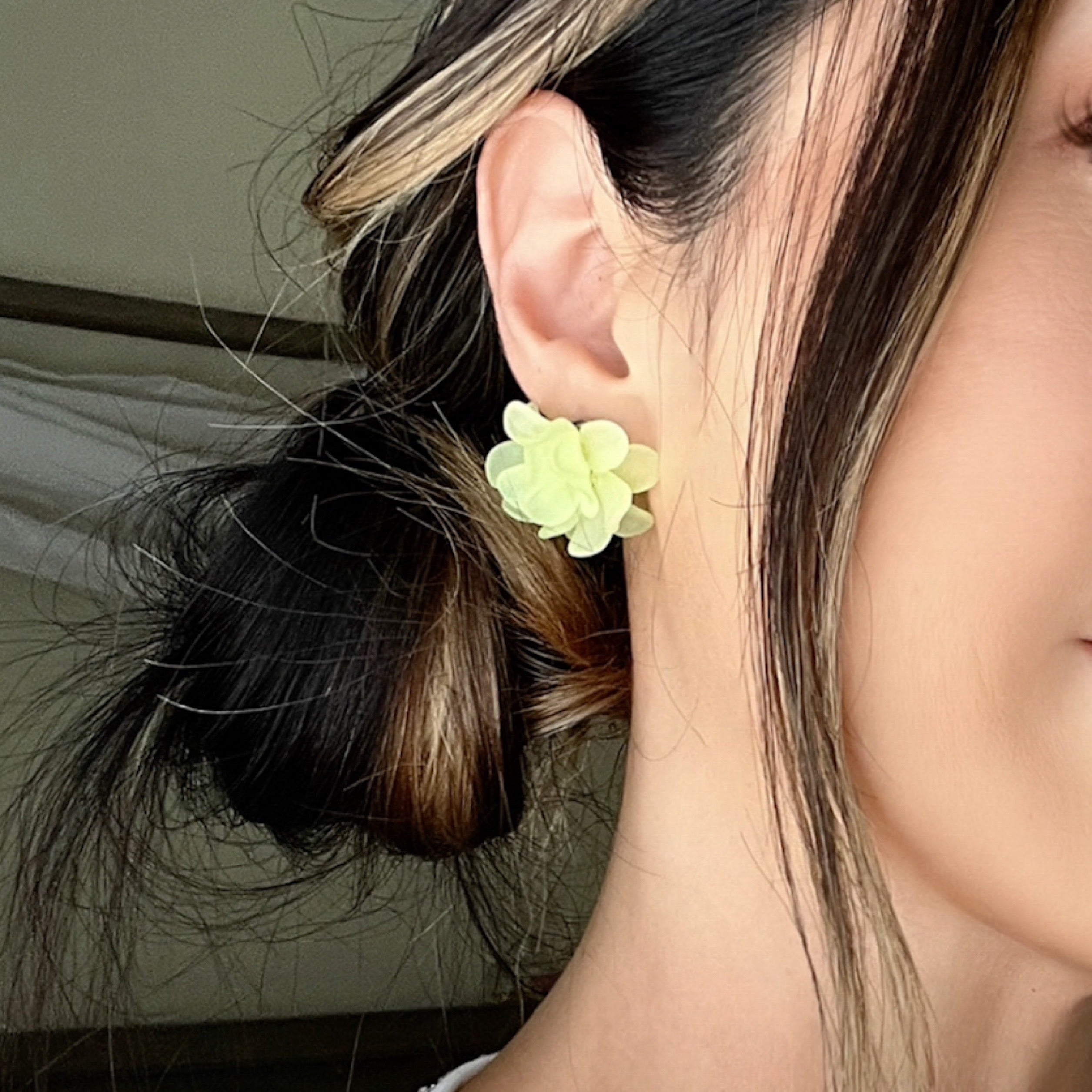 Zinnia Flower Earrings - LAST CHANCE!