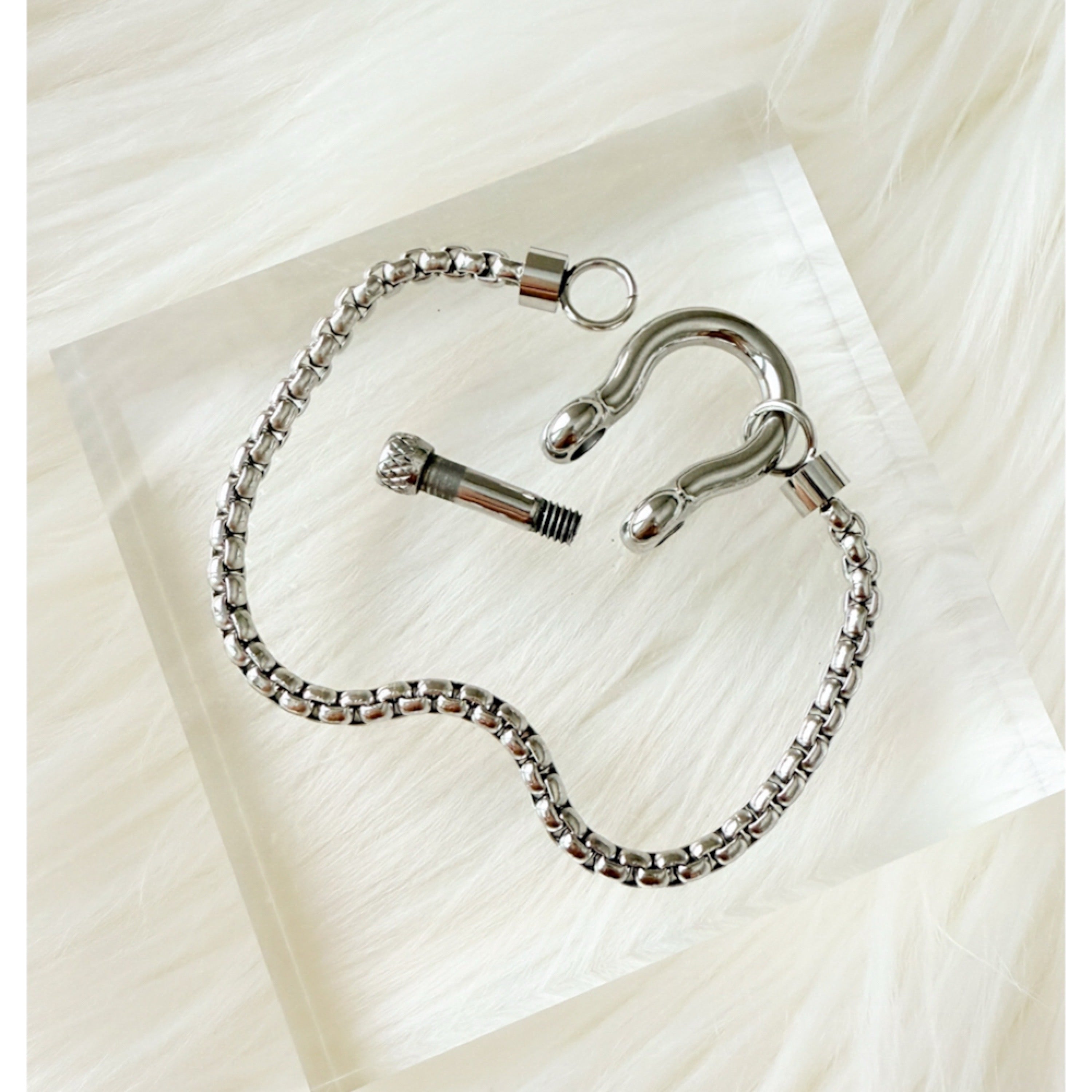 Lucky Shackle Bracelet