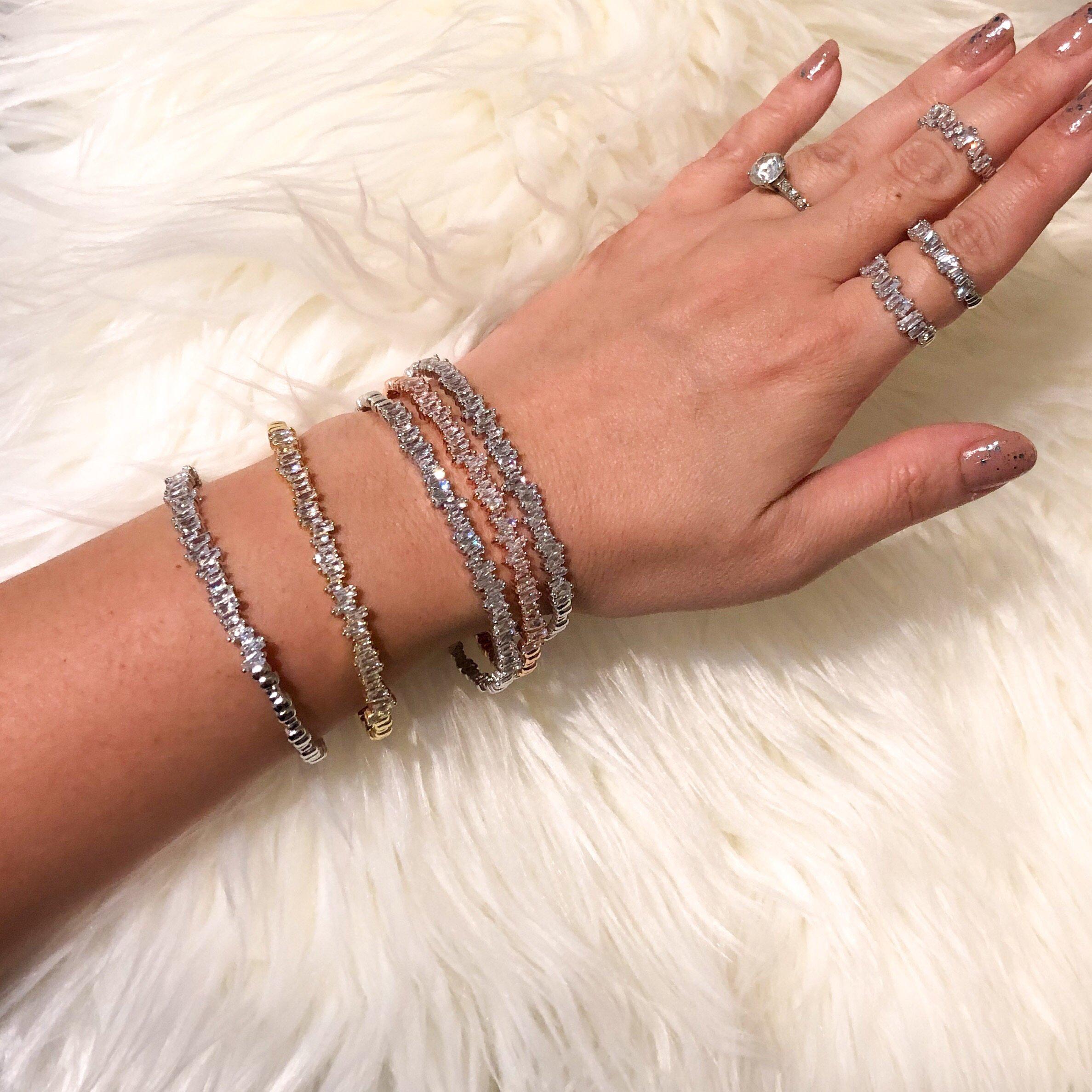 Esra Open Bangle - LAST CHANCE!