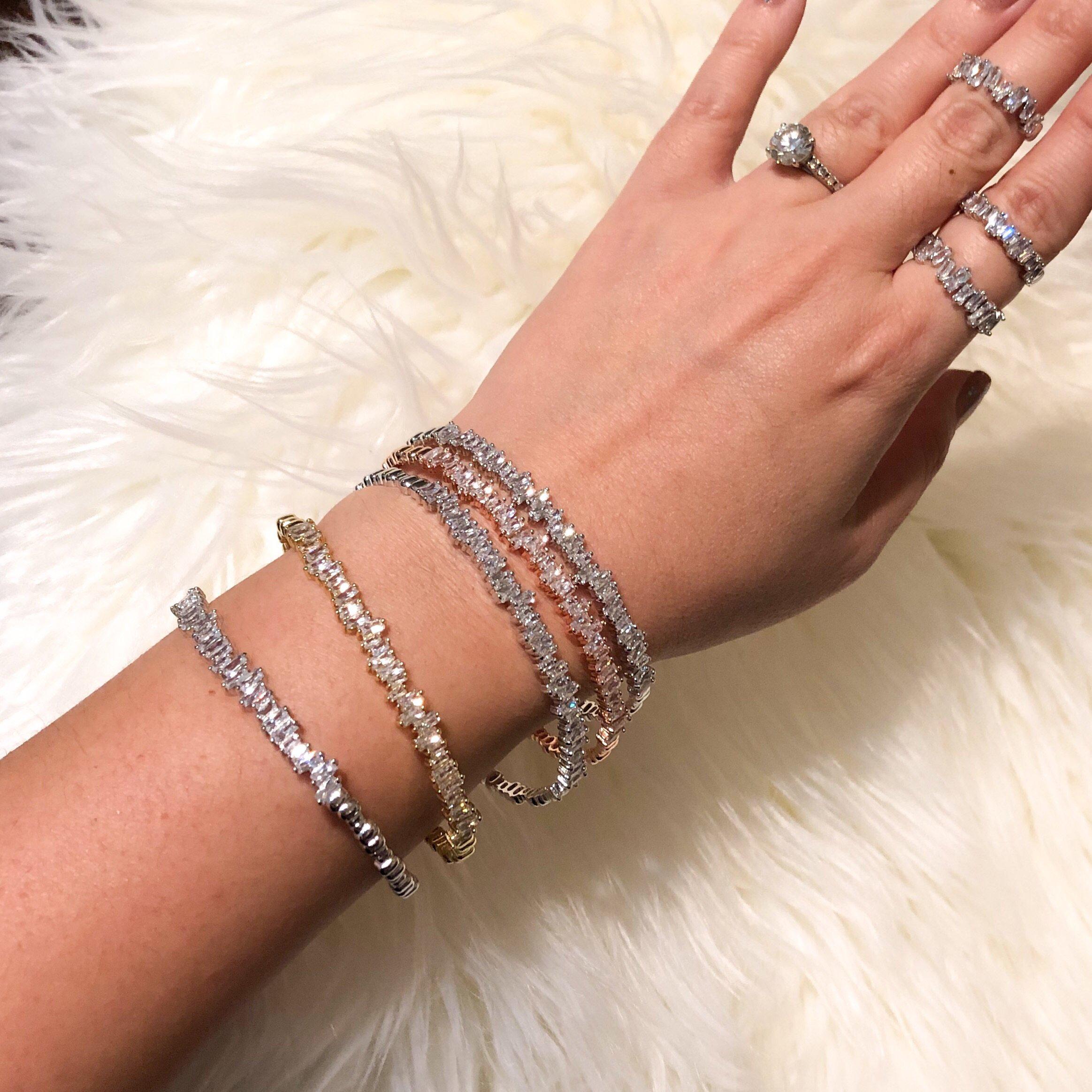 Esra Open Bangle - LAST CHANCE!