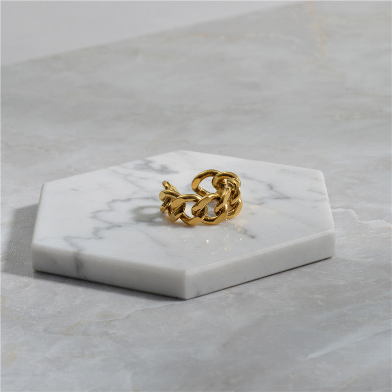 Chévere Chunky Chain Ring